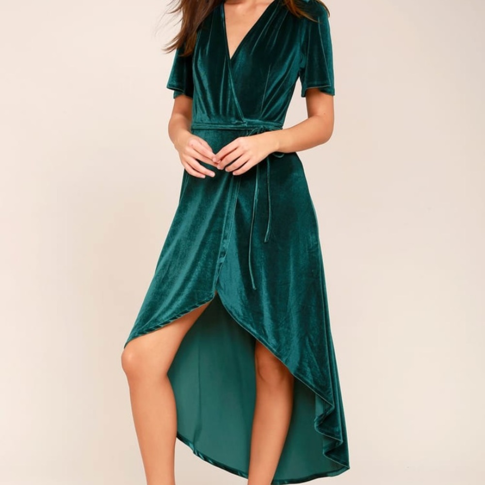 Lulu’s Velvet Dress